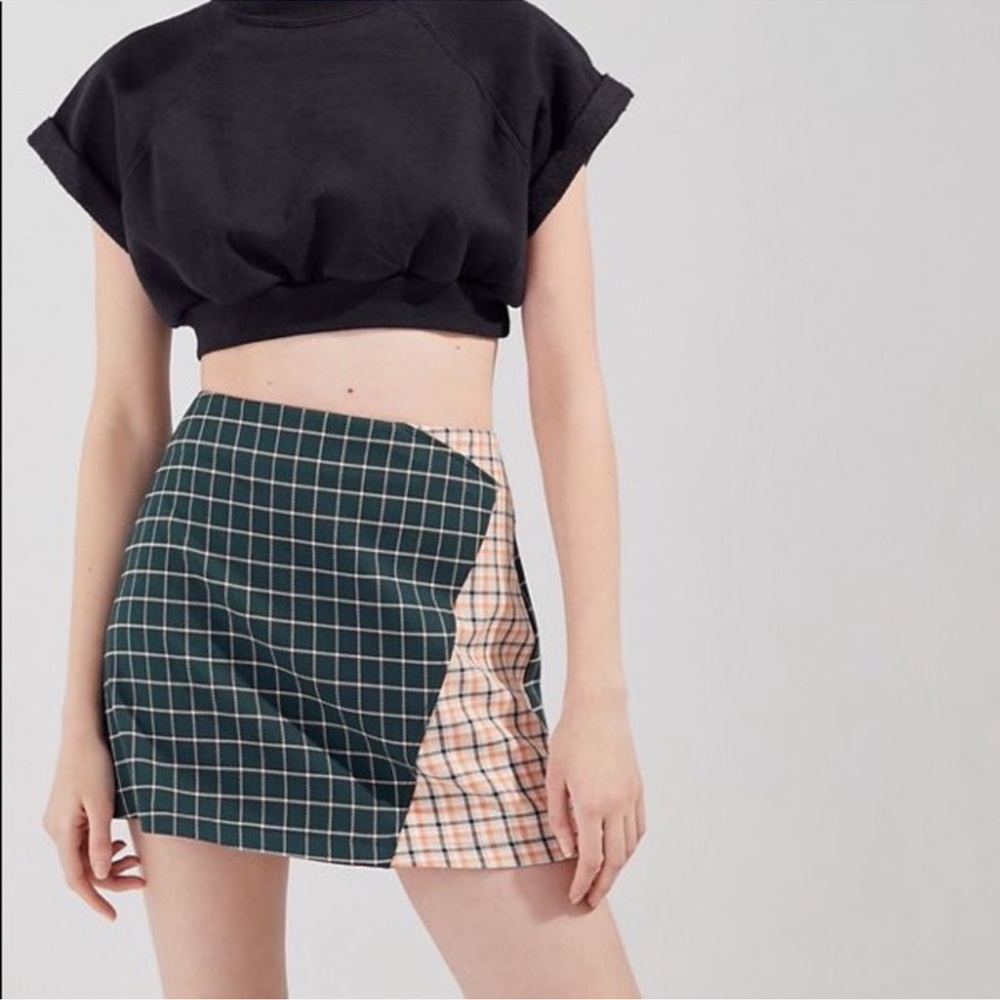 Urban Outfitters Green Plaid Cream and Orange Colorblock Mini Skirt Size Large